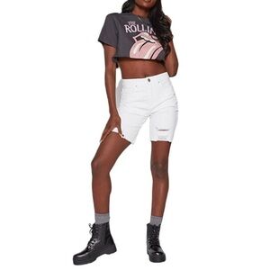 YMI Dream Hybrid Dream Distressed High-Rise Frayed Hem White Shorts 3/26